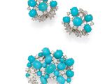 une collection de broches en turquoise et diamants