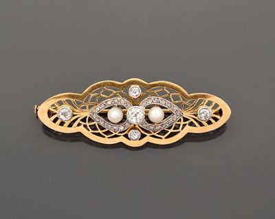 Broche en or jaune 18K 750 millièmes et platine 850 millième…