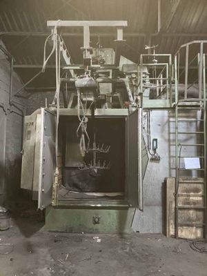 Grenailleuse pendulaire MSH Wheelabrator type KHS2 N°2 de 19… - Photo 1