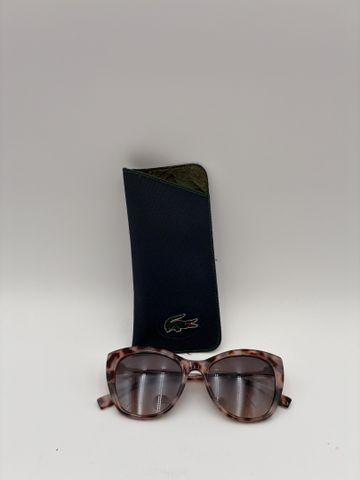 LACOSTE – Paire de lunettes de soleil avec son étui