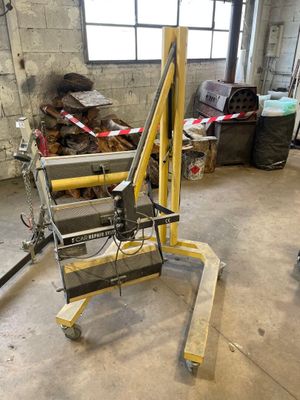 a large machine that is sitting in a room