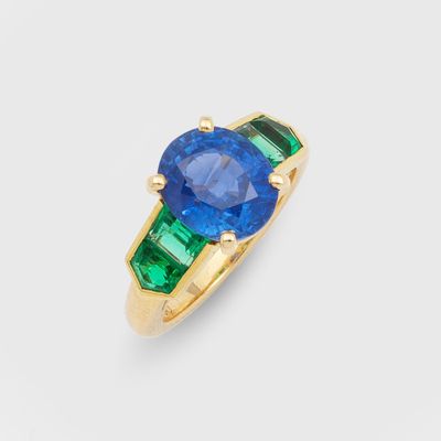 a sapphire and emerald ring