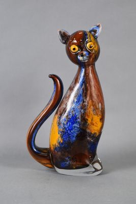 an image of a cat figurine made of glass