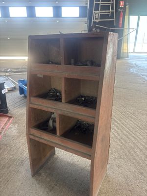 Servante d'atelier avec établi logoté (sans l'outillage)