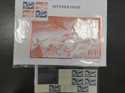 une photo d'une carte postale sur laquelle figure l'image d'un cheval et d'un cavalier