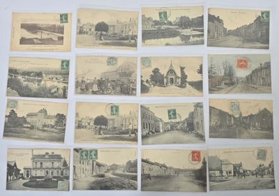 de nombreuses cartes postales anciennes représentant des bâtiments anciens de la rue