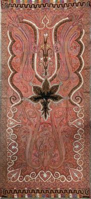 an image of a large rug with a bird on it