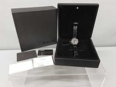 U BOAT : montre chronographe FLIGHTDECK modèle U 6204.
