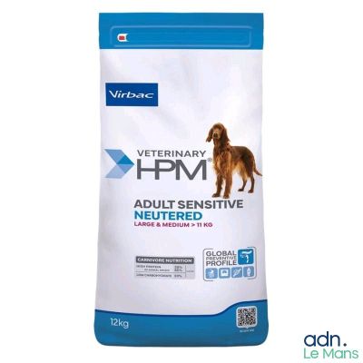 un sac d'aliments vétérinaires HPM pour chiens adultes stérilisés à la peau sensible