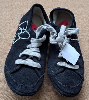116 / Paire de chaussures - SAN MARINA - Pointure 36 /…