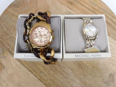 Ensemble montre et bracelet Michael Kors dans un coffret