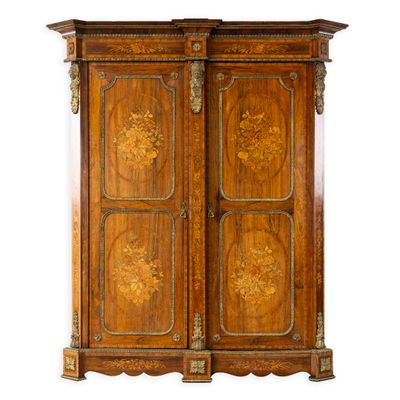 armoire ancienne en bois à deux portes et deux tiroirs