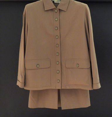 Jean-Louis SCHERRER, boutique Ensemble de tailleur en laine …