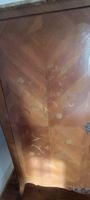 Armoire basse de style Louis XV en bois de placage à décor m… (photo 4)