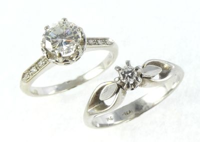 two rings that are sitting next to each other