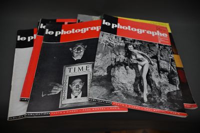 trois magazines sur lesquels figure la photo d'une femme