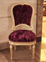 Trois chaises en bois sculpté et doré Style Napoléon III (photo 2)