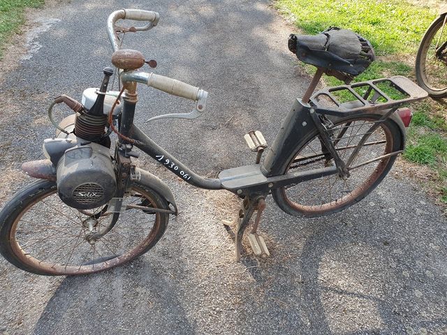Vélo Solex type 1700 immatriculée BL-540-T, 1ère mise en circulat...