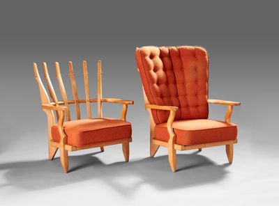 paire de fauteuils de salon danois du milieu du siècle, recouverts de velours orange
