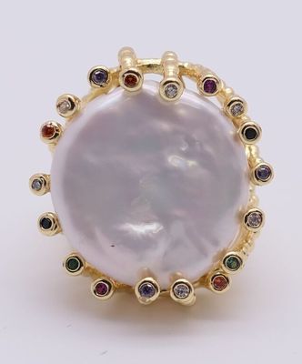 Bague cocktail,métal doré,perle baroque sertie de petites pi…