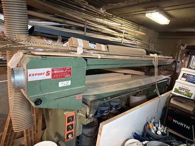 a machine that is sitting in a room with a lot of items