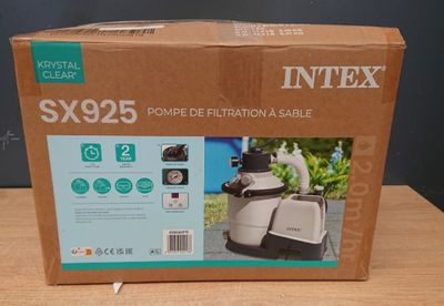 the box of the intel sx325 is open on the table