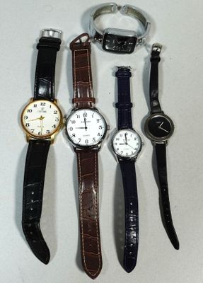 Lot de 5 montres en l'état