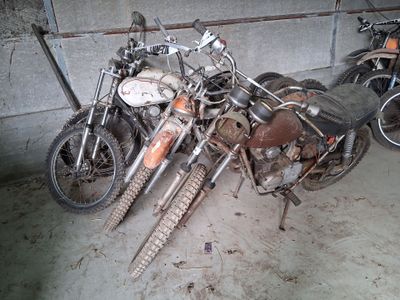 4 motos HONDA 125 SL vendues en l'état, sans carte grise pou…