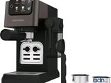 une image d'une machine à café noire avec une tasse de café