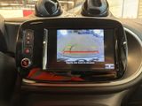 a picture of a car ' s rear view camera in the dash