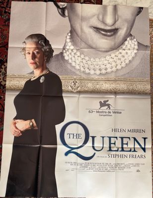 une image d'une affiche de cinéma représentant la reine des États-Unis