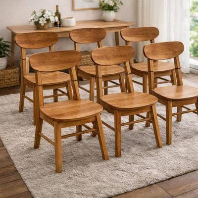 Lot de 6 chaises en teck neuve.