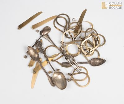 Lot en argent 1er titre (950°/°°) comprenant des couverts à …