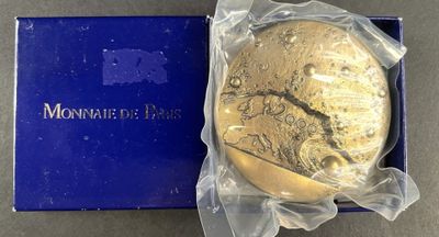 Médaille en bronze "année 2000" , éditée par la Monnaie de P…
