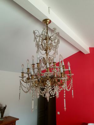 Grand lustre à pampilles à 12 bras de lumière, Bon état, XIX…