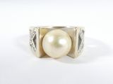 bague en argent sterling sertie d'une perle blanche et de diamants