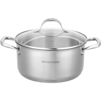 une grande casserole en acier inoxydable avec des poignées et un couvercle