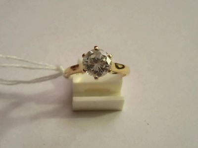 110.48	Bague EN OR 18k + Diamant Taille Moderne D'Environ 1.