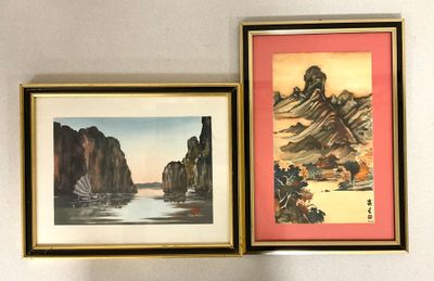 deux tableaux représentant des montagnes et une rivière, dans un cadre doré
