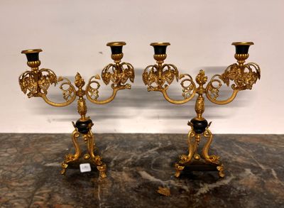 2 Bougeoirs en bronze époque Restauration Ht 30,5 cm (1 palm…