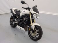 LIEU DE STOCKAGE : Châtellerault - TRIUMPH - STREET TRIPLE 6…