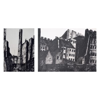 deux photographies en noir et blanc d'un bâtiment avec une tour horloge en arrière-plan