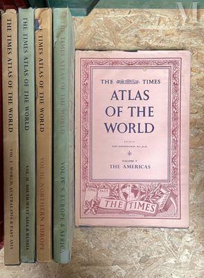 quelques livres posés sur une table