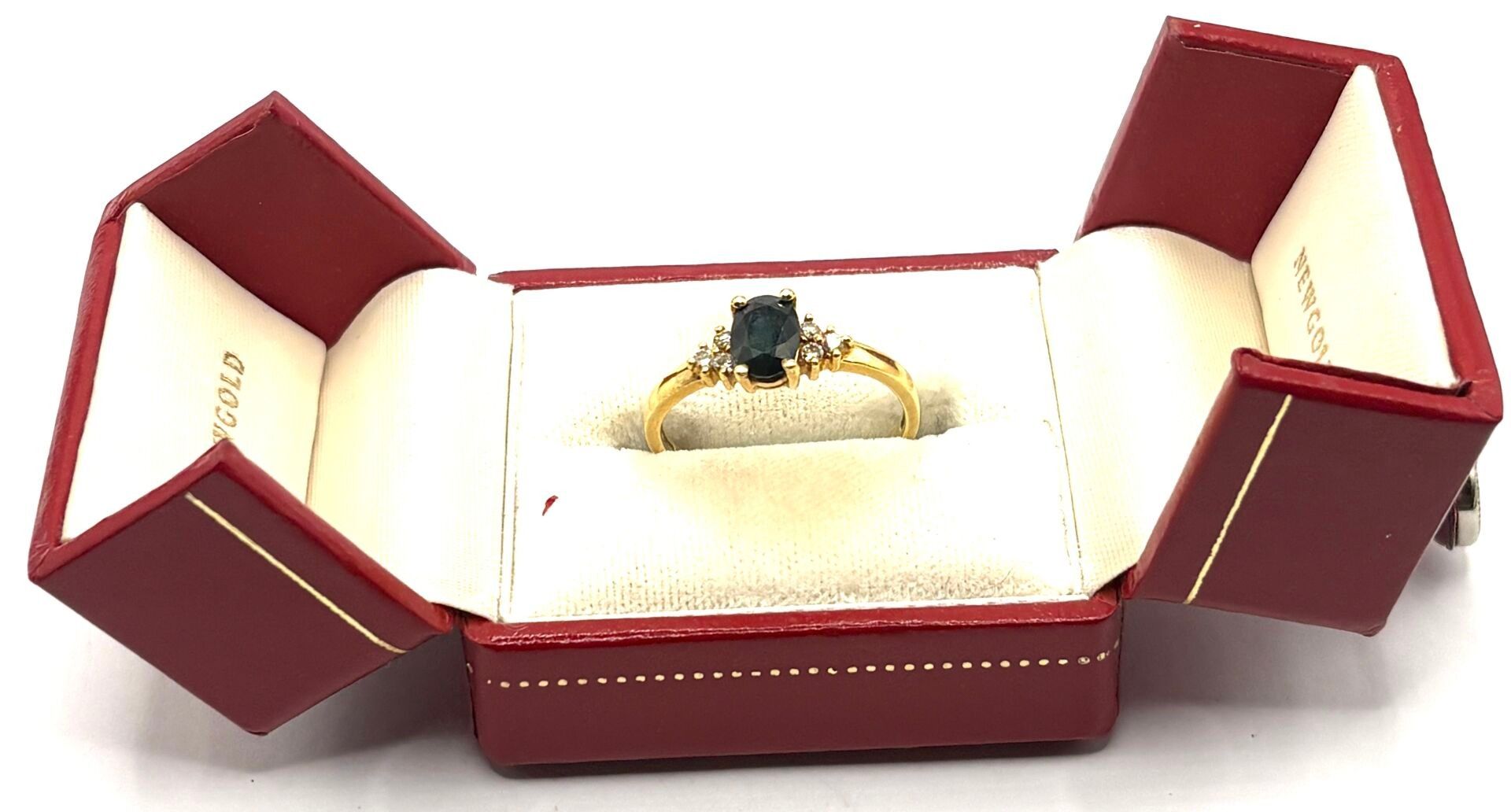 Bijoux & Pierres Précieuses