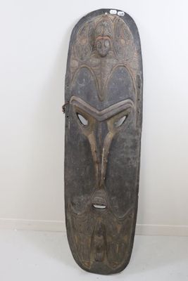 Grand masque en bois sculpté, Moyen Sepik, Papouasie Nouvell…