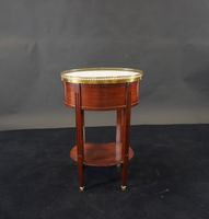 Petite table de salon ovale en acajou et placage d'acajou. (photo 4)