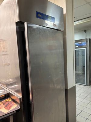 1 armoire réfrigérée à froid négatif FRIGINOX en inox - Photo 1