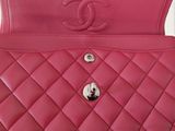 chanel pink quilted leather clutch bag with silver hardware