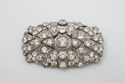 an antique diamond broochle