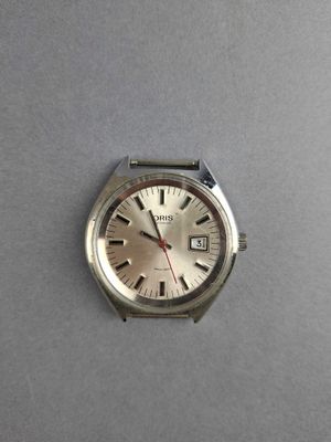 a watch that is sitting on a table